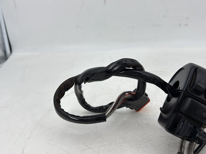 1999 - 2006 Harley-Davidson Touring Electra Glide Ultra Right Engine Start Kill Switches Controls 71684-06A