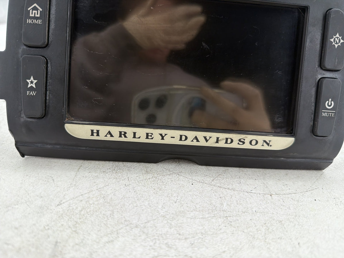 15 Harley Electra Glide Digital Media Head Radio Player Boom! Box 6.5GT CRACKED