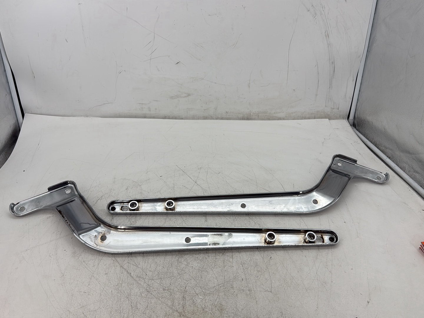 2013 Harley Heritage Softail Classic FLSTC OEM Rear Left Right Fender Struts Bracket