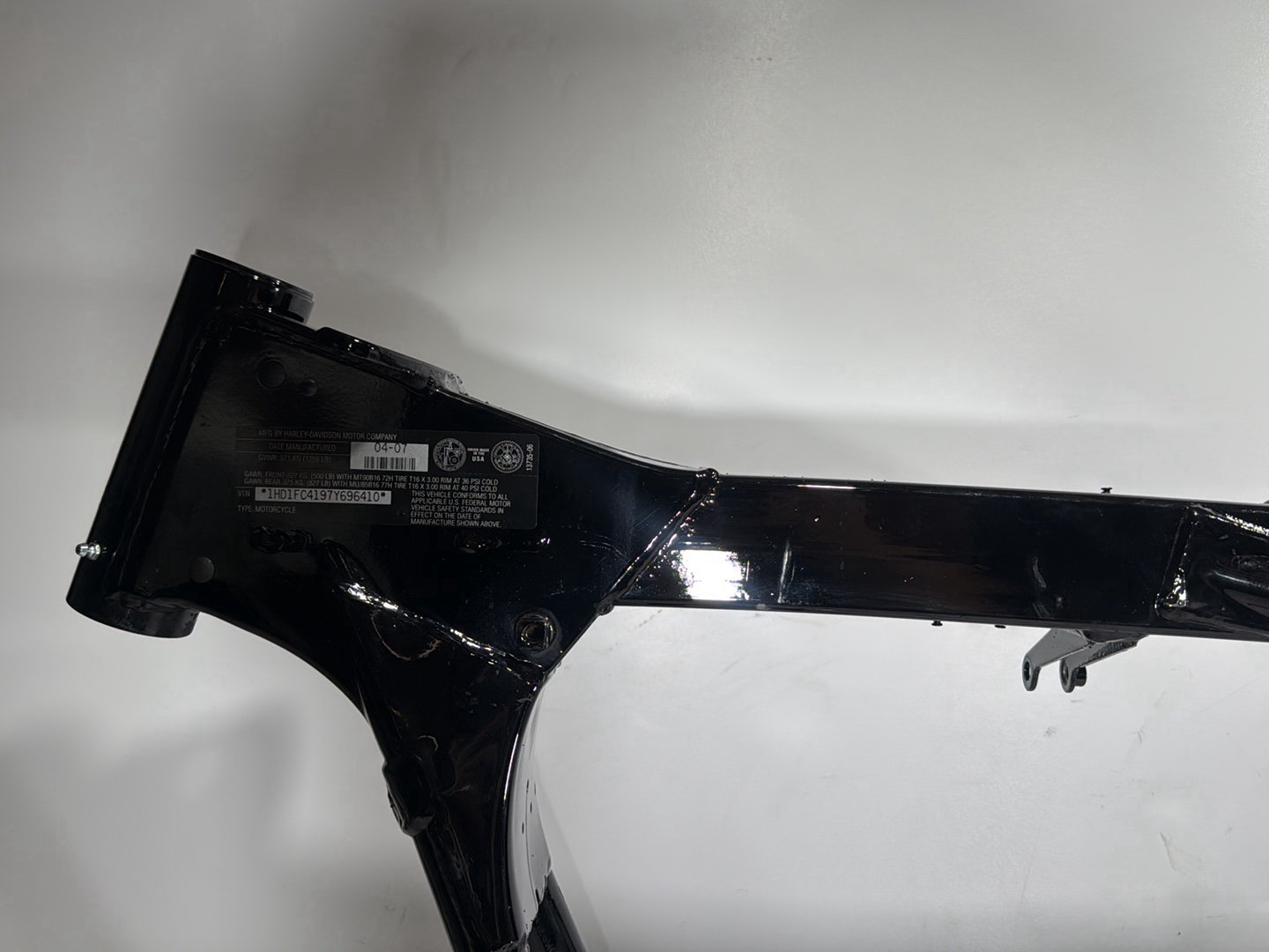 2007 Harley Electra Glide Touring Ultra FLHTCUI OEM Body Main Frame Chassis SLVG