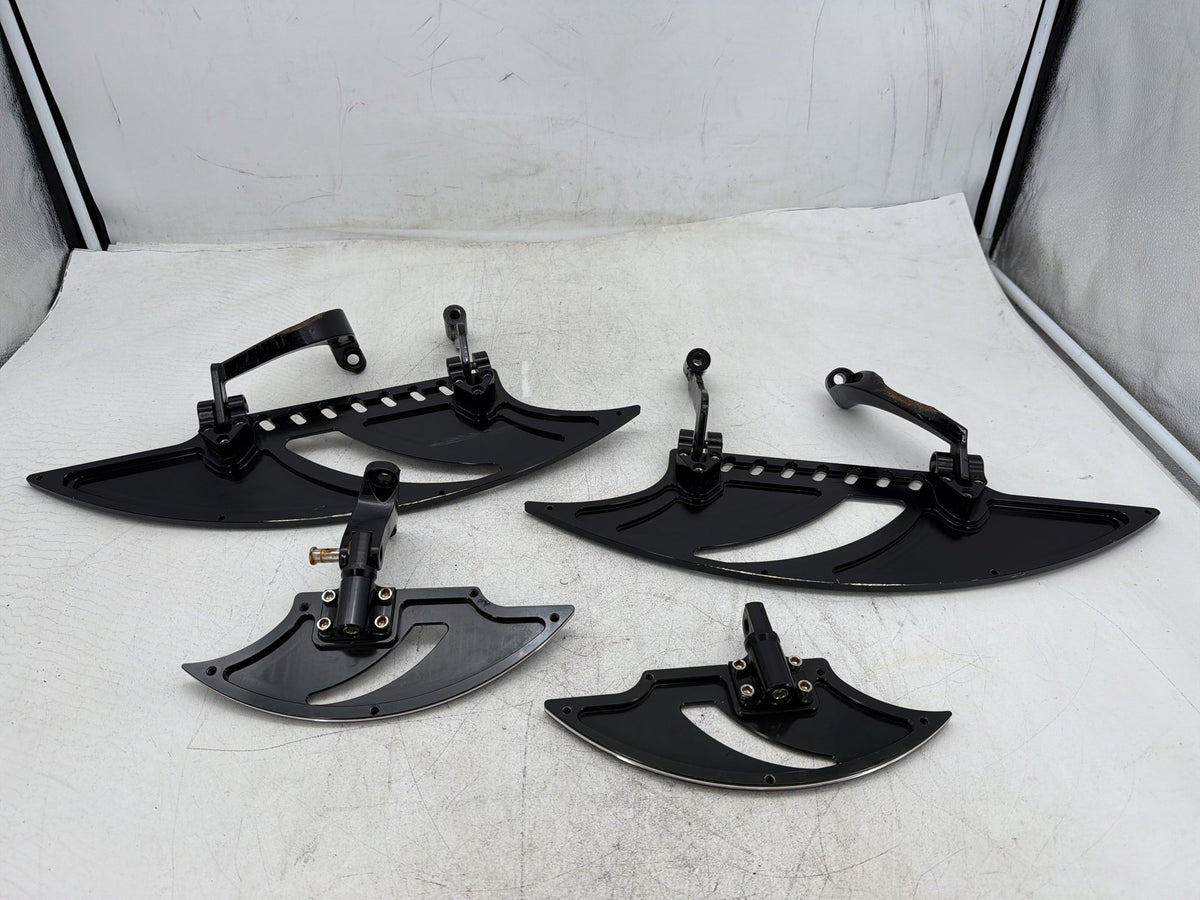 10 Harley Road King Touring Police Left Right Driver & Pass Floorboard Foot Rest