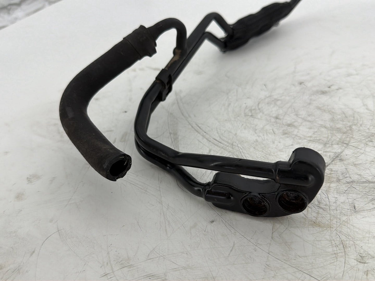 2019 Harley Touring FLHT Electra Glide OEM Water Cooling Pump Downtube Hose Pipe