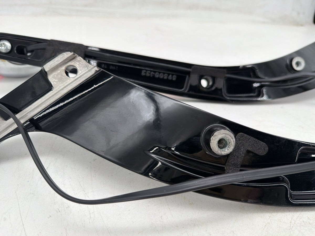 2020 Harley Softail Standard FXST OEM Rear Left Right Fender Struts Bracket & Turn Signal