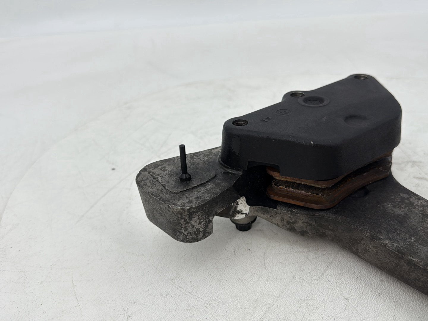 1999 - 2006 Harley-Davidson Touring Electra Glide Rear Back Brake Caliper 44080-02C