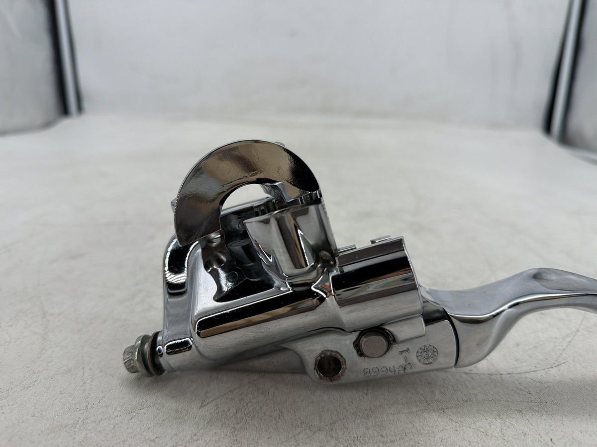 2004 Harley Electra Glide CVO Eagle OEM Front Right Brake Lever Master Cylinder
