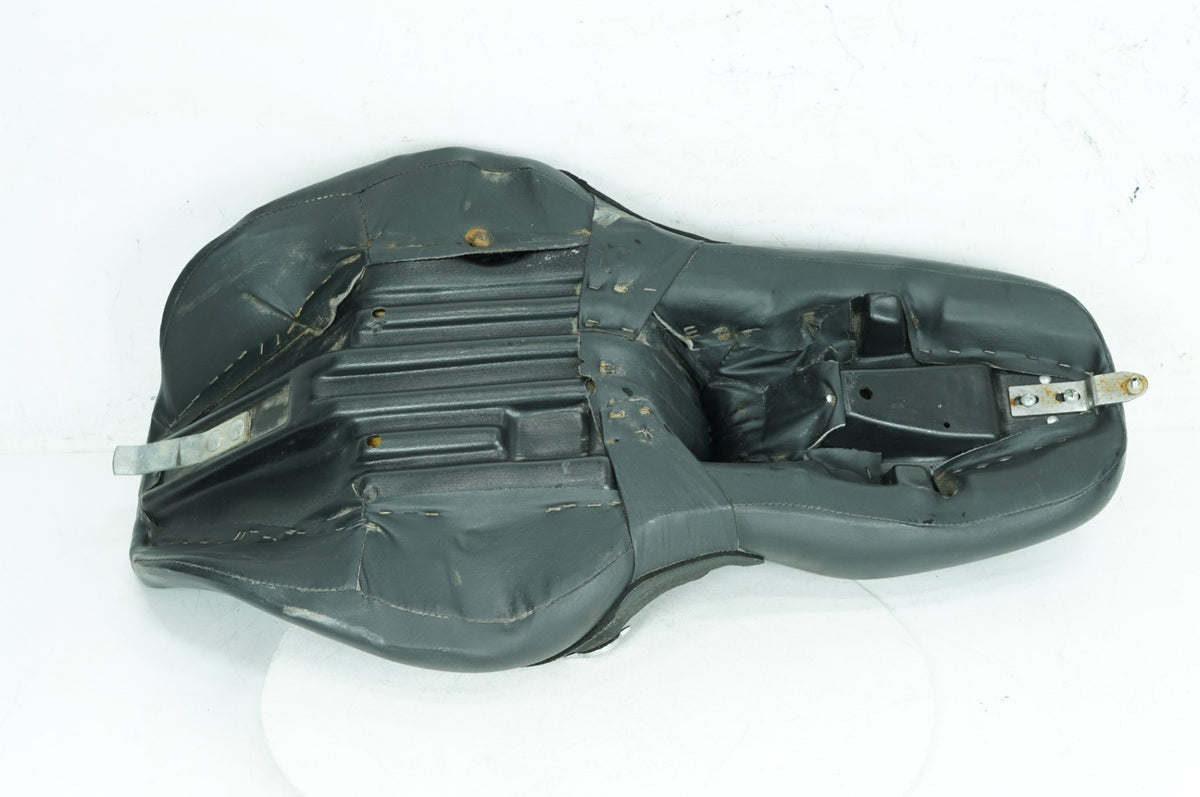 2002 Harley Touring FLHT Electra Glide OEM Passenger Rider Driver Seat Saddle