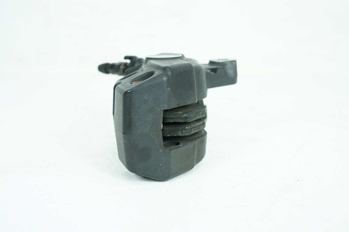 2008 - 2016 Harley-Davidson Touring Electra Glide Ultra Front Right 1 Brake Caliper 44023-08