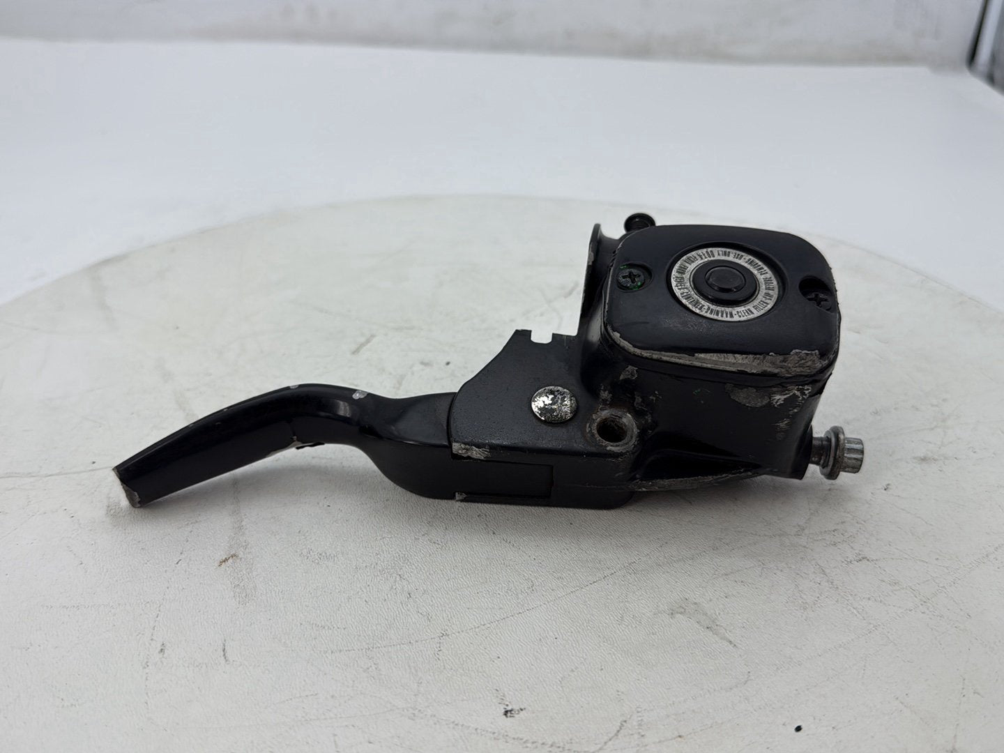 2012 Harley Dyna Fat Bob FXDF 103 OEM Front Right Brake Lever Master Cylinder
