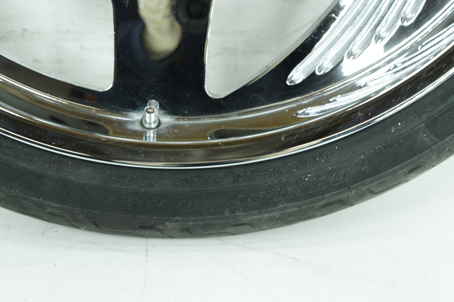 1999 - 2006 Harley-Davidson Dyna Low Rider Front Wheel Rim Tire 72C5607