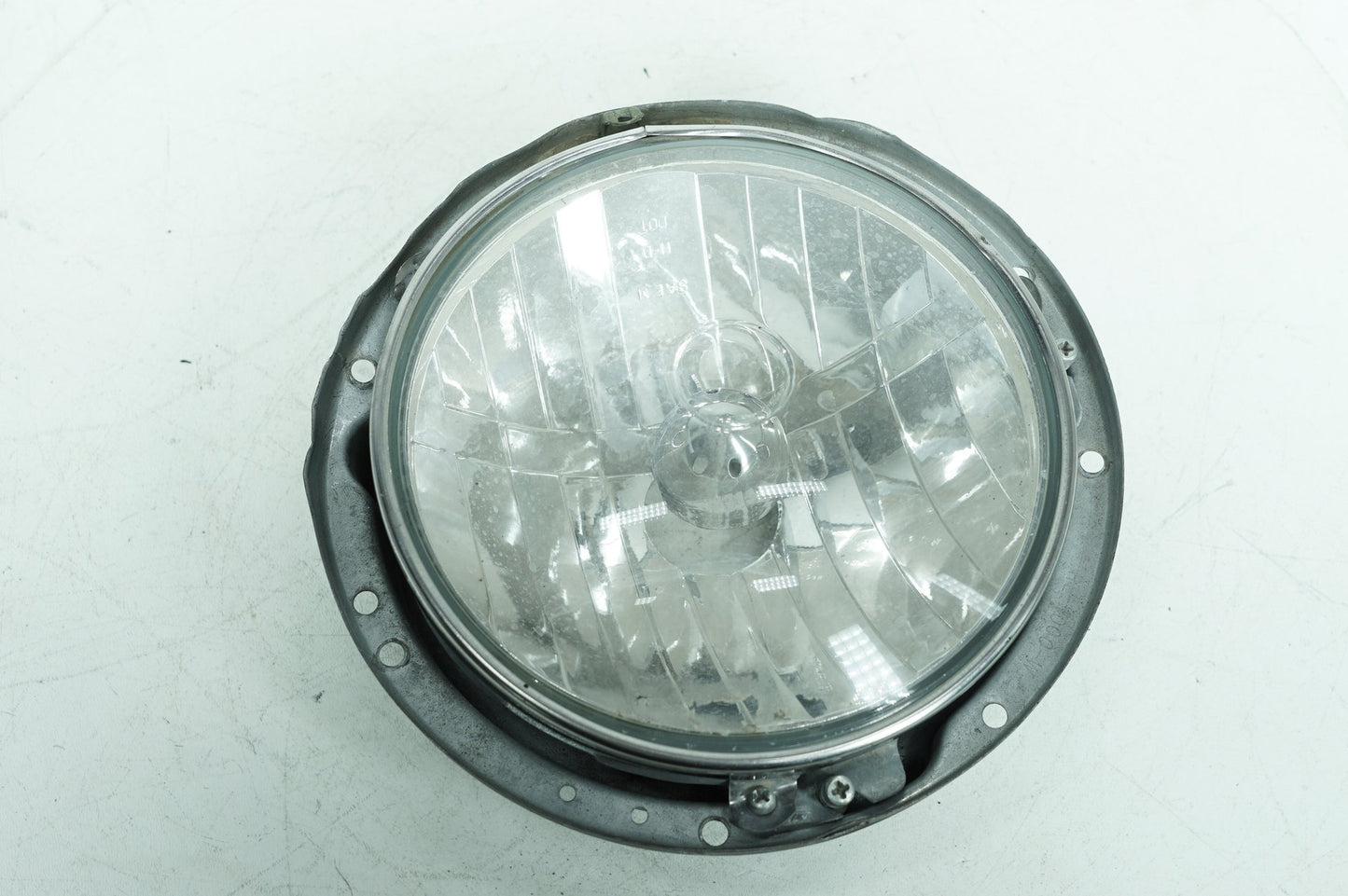 2018 - 2024 Harley-Davidson Softail Sport Glide Headlight Headlamp Head Light Halogen 67700339