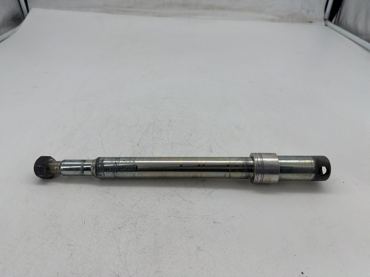 2011 Harley Electra Glide Touring Ultra OEM Front Wheel Axle Bolt Shaft