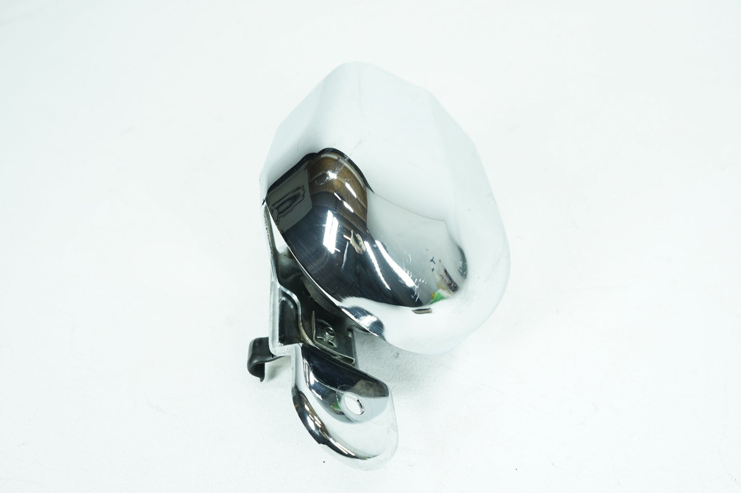 2000 - 2006 Harley-Davidson Softail Fat Boy Horn Signal Klaxon Chrome Cover 69012-93A