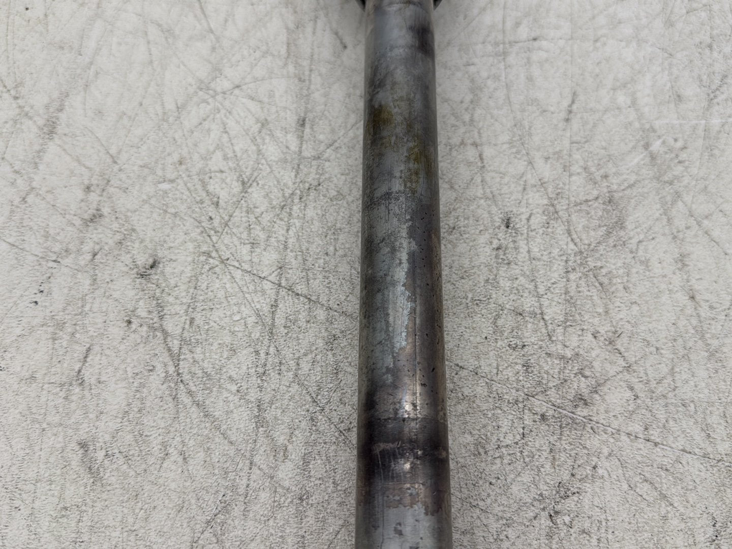 2006 Harley Road King Touring FLHRCI Classic OEM Rear Wheel Axle Bolt Shaft