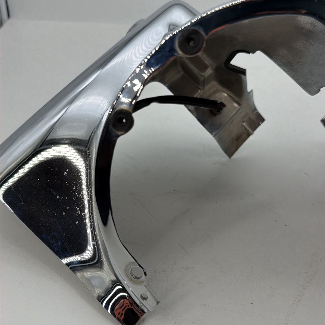 1999 - 2006 Harley-Davidson Touring Road King Left & Right Headlamp Nacelle Covers 67682-94