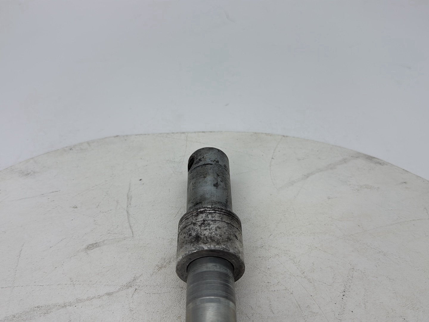 2012 Harley Dyna Fat Bob FXDF 103 OEM Front Wheel Axle Bolt Shaft