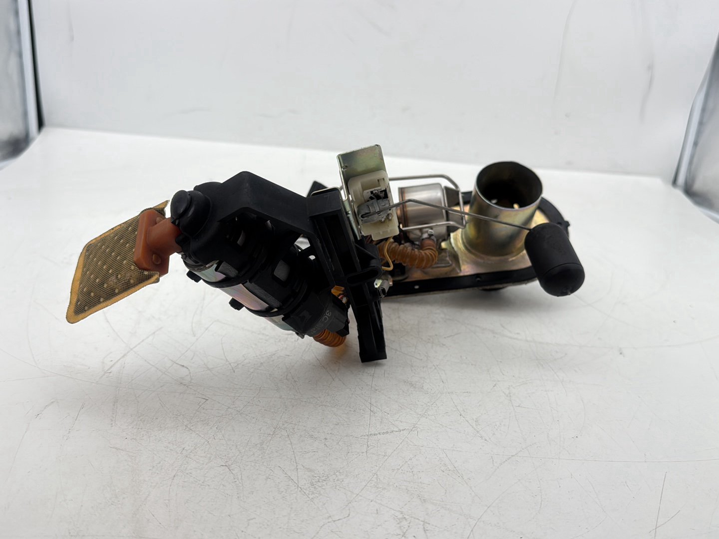 2007 Harley Touring FLHTCU Electra Glide Ultra OEM Gas Gasoline Fuel Petrol Pump Sending