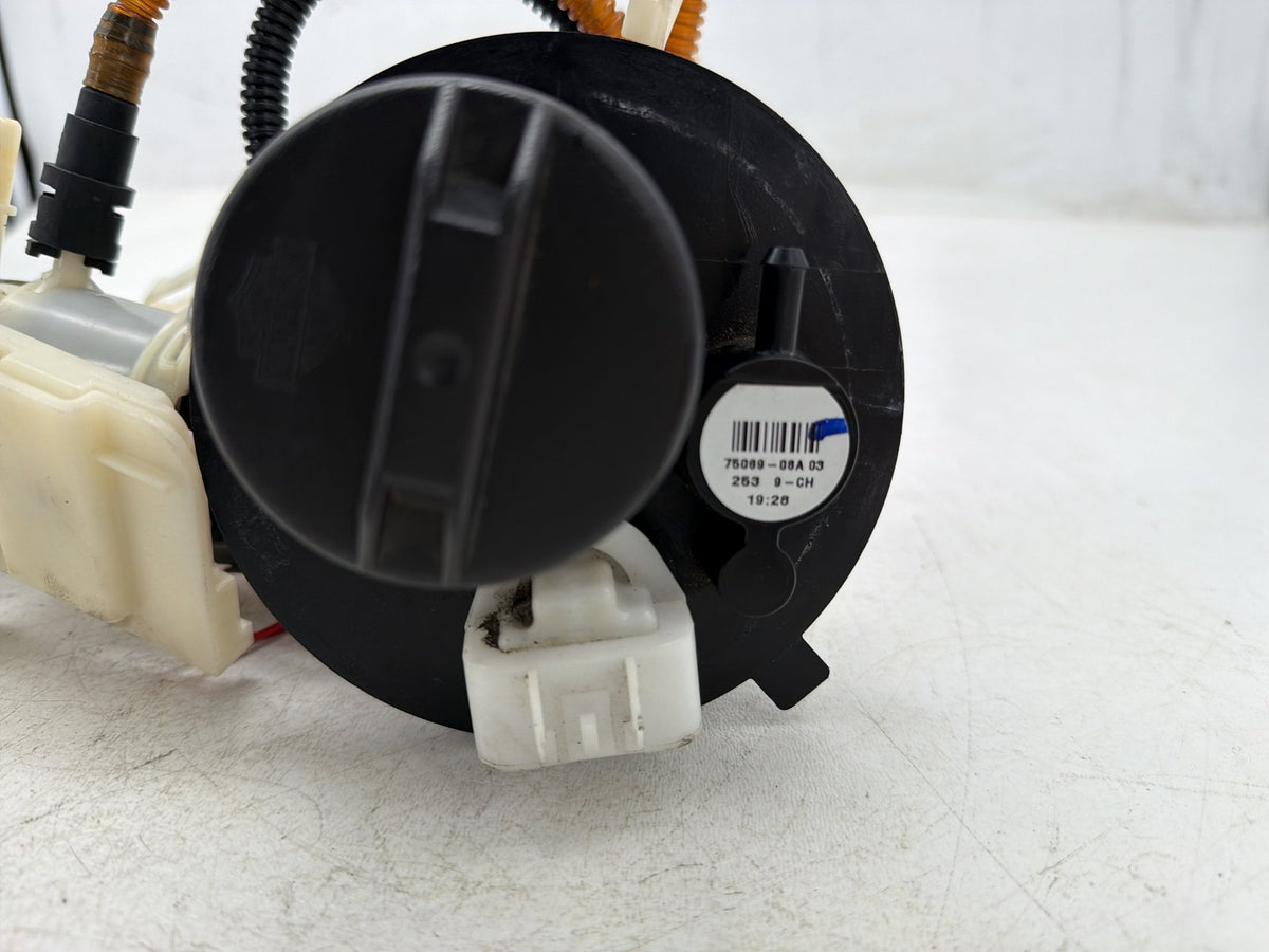 2010 Harley Street Glide Touring FLHX OEM Fuel Pump Gas Gasoline Petrol Sending