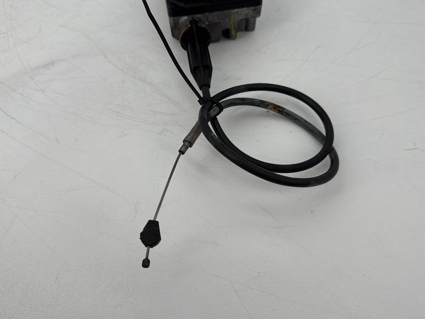 1999 - 2006 Harley-Davidson Touring Electra Glide Classic Cruise Control Actuator Servo Motor 70989-98A