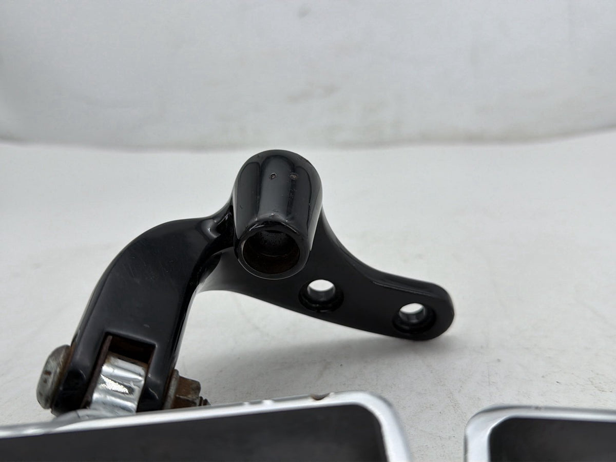 07 Harley Dyna Street Bob FXDBI Left & Right Driver Step Foot Rest Pegs Kuryakyn