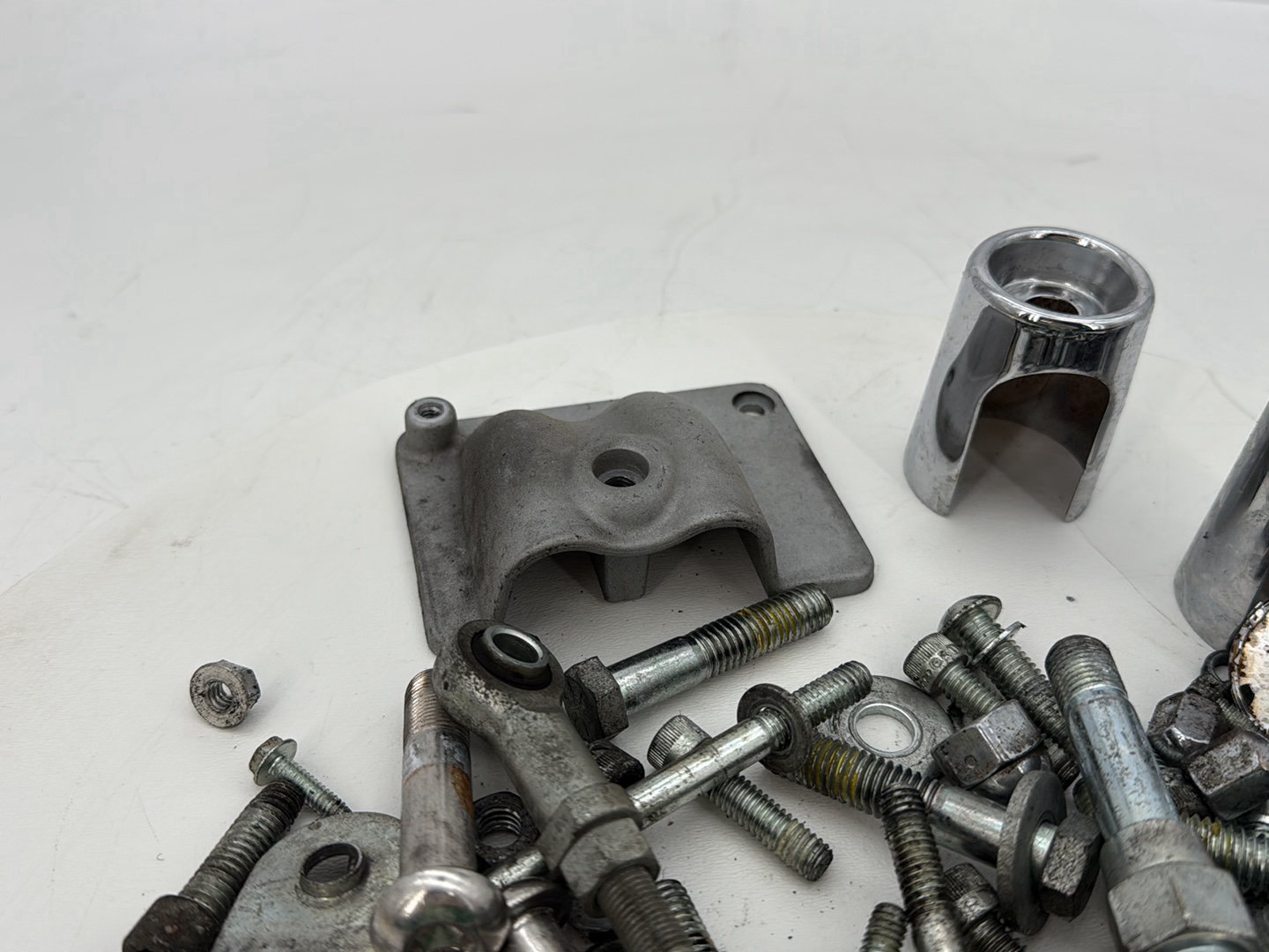 2002 Harley Dyna FXD Super Glide OEM Hardware Bolts Nuts & Brackets