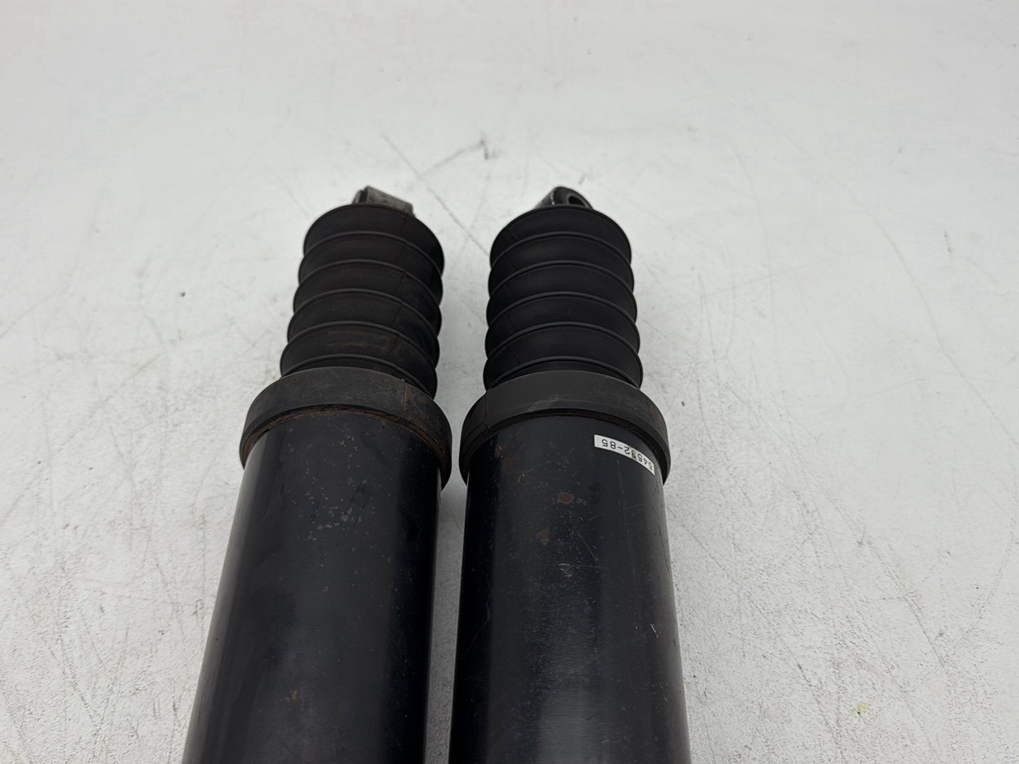 1996 Harley Electra Glide Touring FLHT OEM Rear Left Right Shock Absorbers