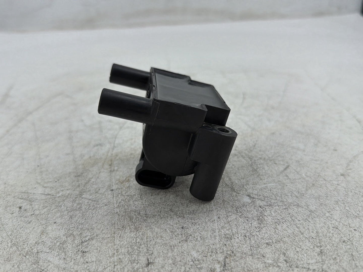 2016 Harley Electra Glide Touring Ultra OEM Ignition Coil Spark Igniter