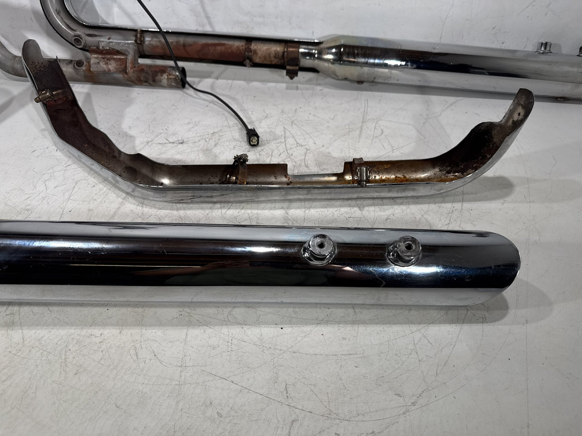 2012 Harley Electra Glide Touring Ultra OEM Exhaust Header Pipes Muffler