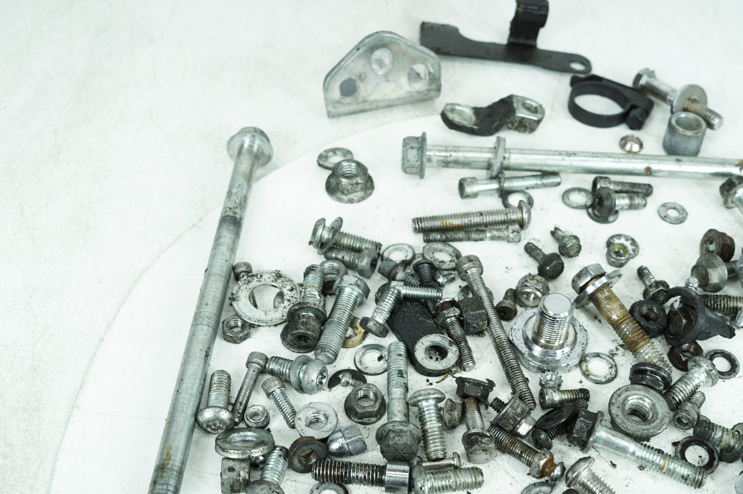 1999 - 2006 Harley-Davidson Softail Fat Boy Hardware Bolts Nuts & Brackets