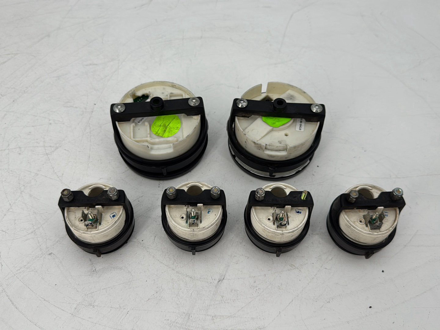 1999 - 2006 Harley-Davidson Touring Electra Glide Classic Air Oil Volt Fuel Tacho Speedo Gauges 60677-94A