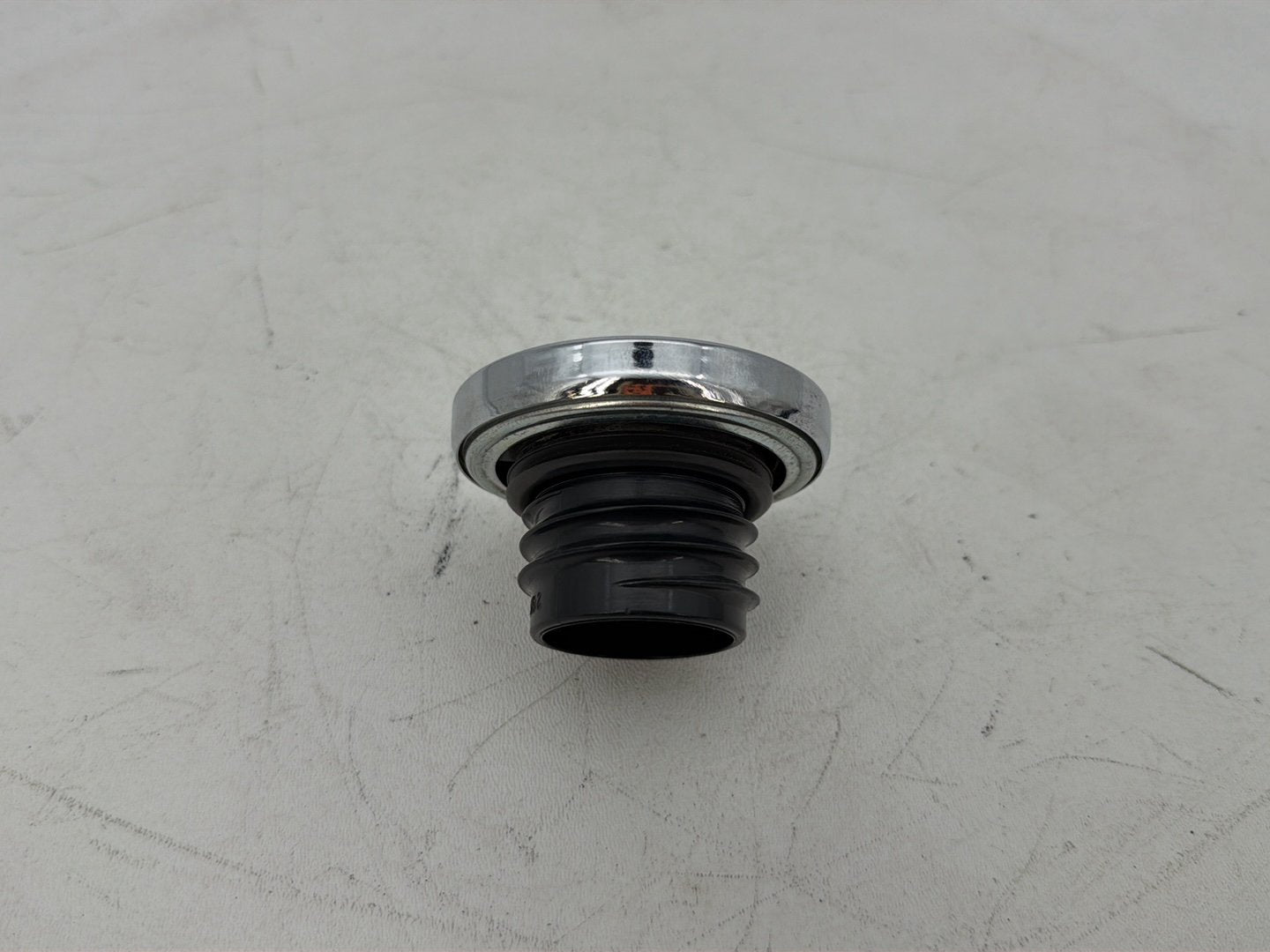 2007 - 2017 Harley-Davidson Dyna Super Glide Custom Fuel Gas Tank Cap Bushing Hub 61272-92B