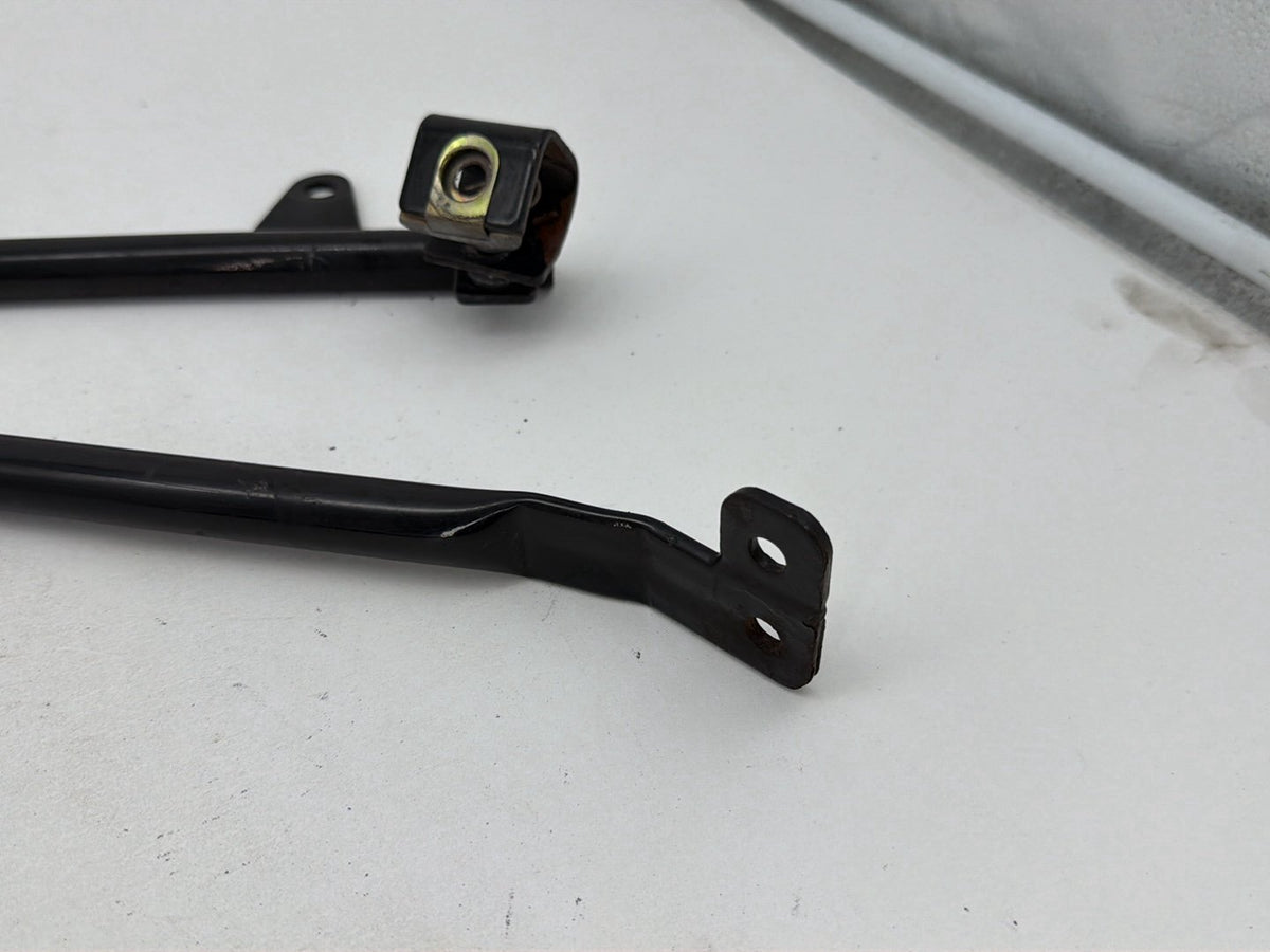 05 Harley Softail Springer FLSTSCI OEM Rear Left Right Saddlebag Guard Rails Bar