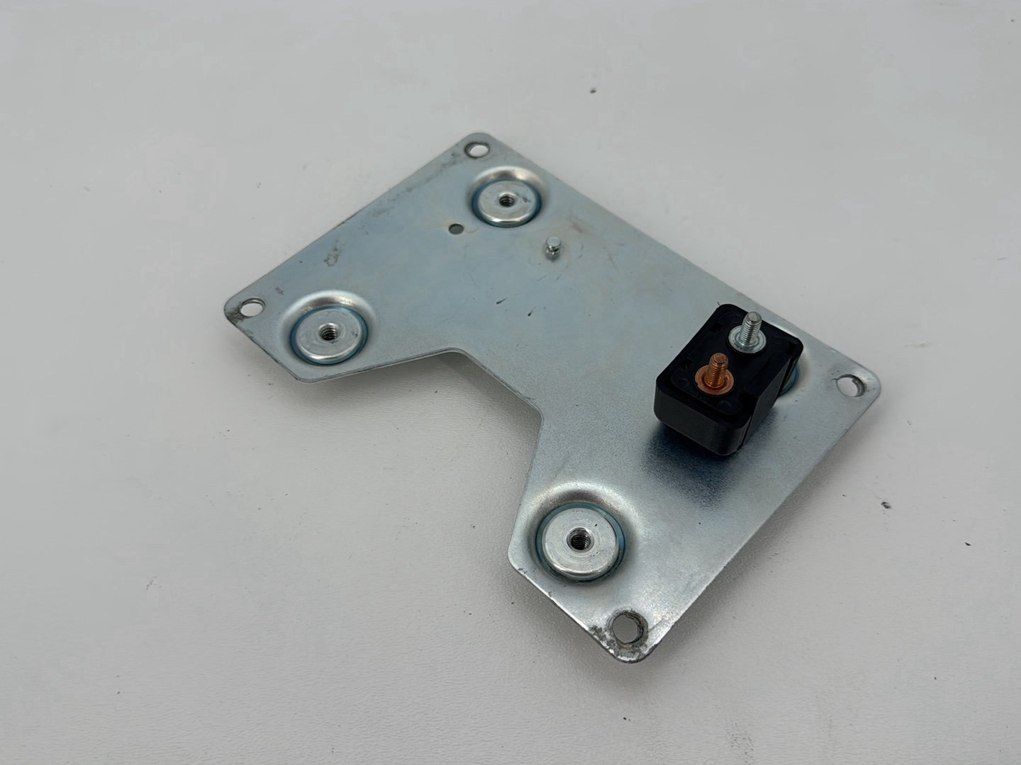 1999 - 2006 Harley-Davidson Dyna Wide Glide Electrical Side Cover Tray Panel  	70984-96A