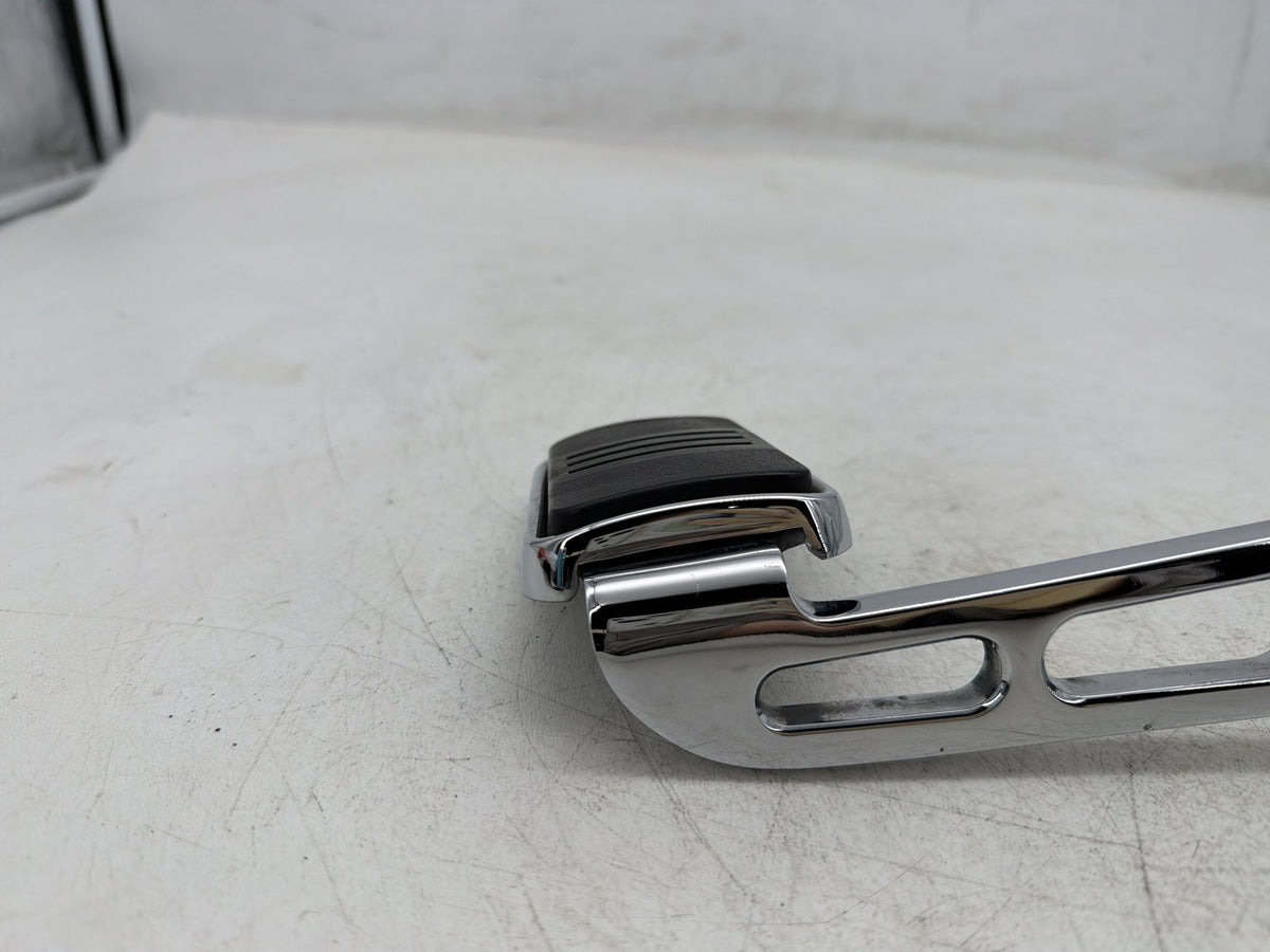 2010 Harley Street Glide Touring FLHX OEM Foot Brake Control Lever Pedal