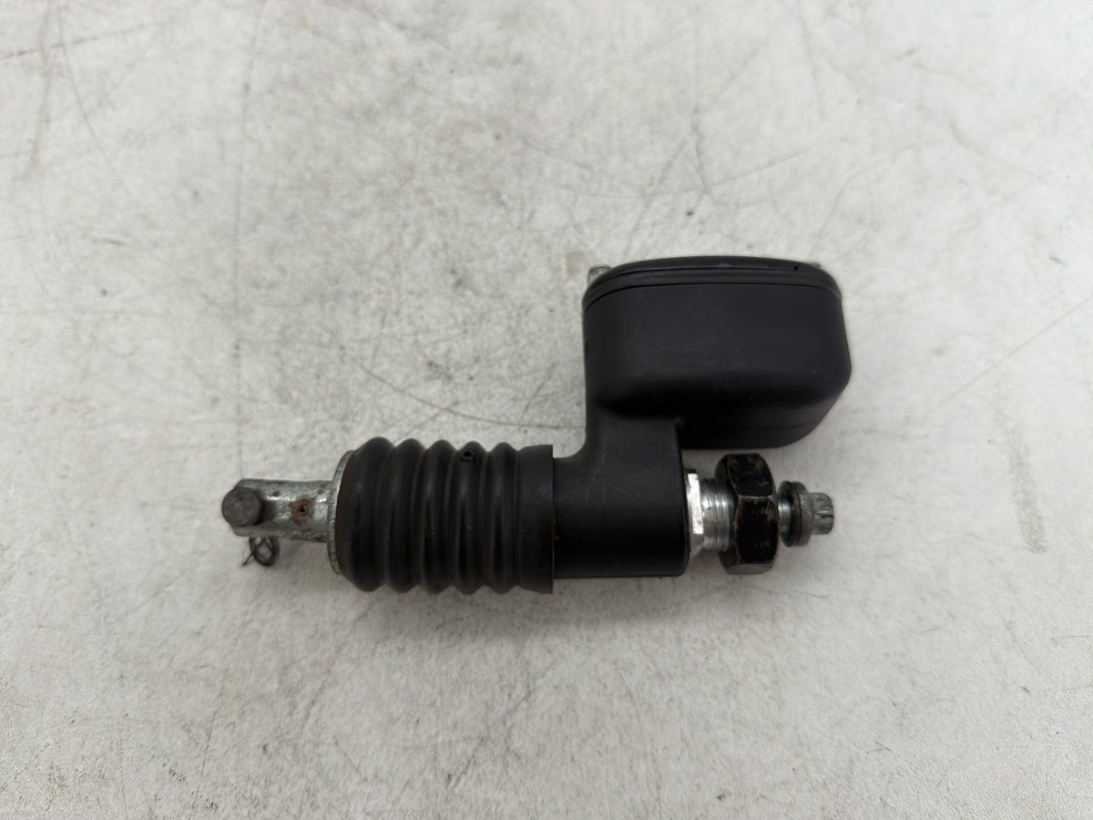 2004 Harley Electra Glide Touring Ultra OEM Rear Brake Master Cylinder Reservoir