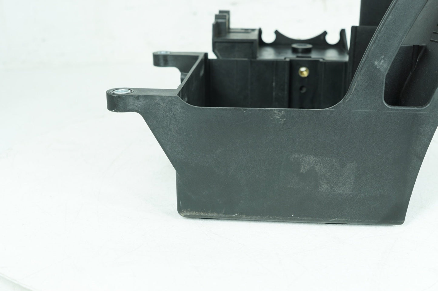 2008 - 2016 Harley-Davidson Touring Electra Glide Ultra Lower Battery Tray Stay Box Cover Panel 66000010
