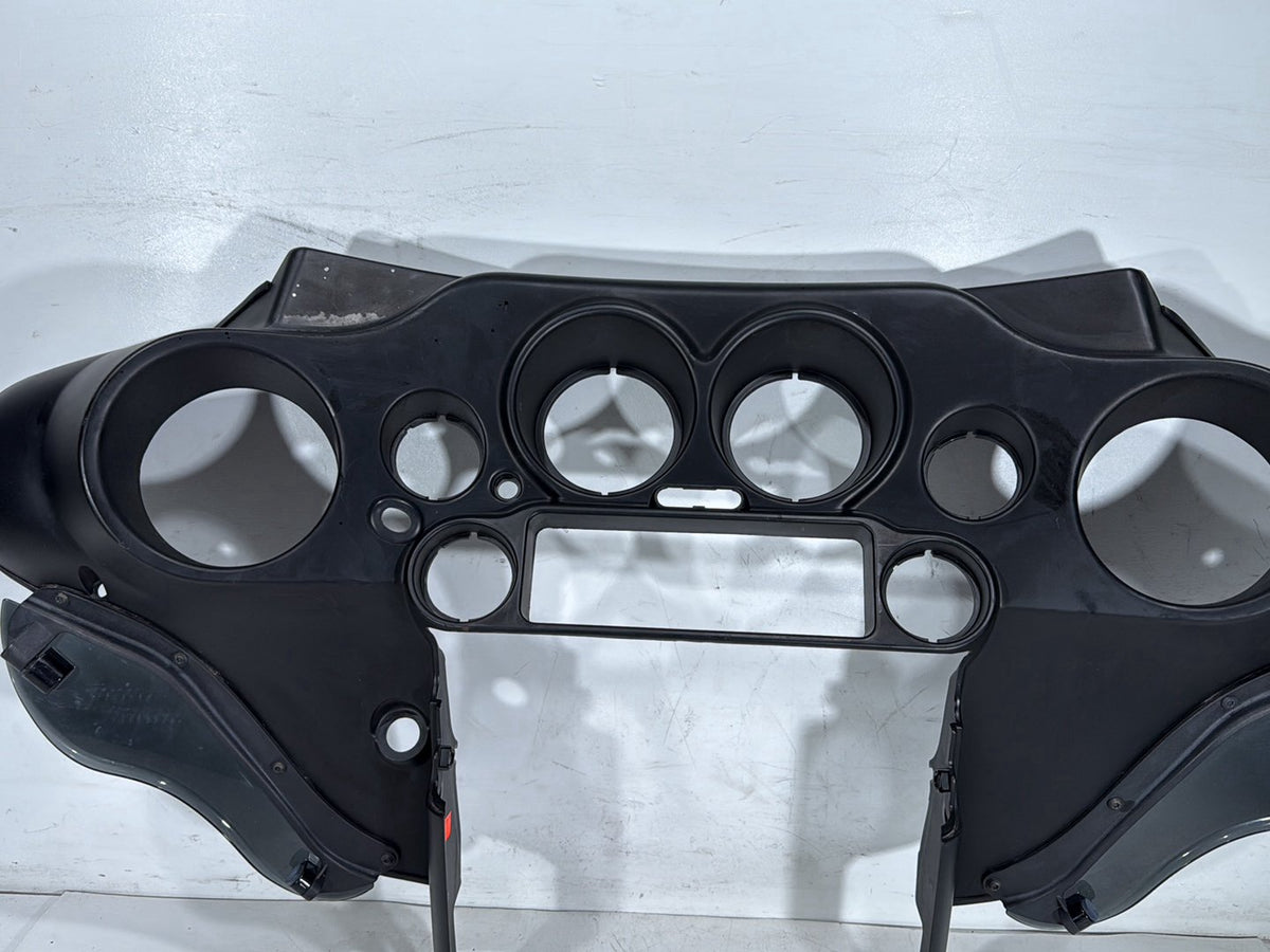 2011 Harley Electra Glide Touring Ultra OEM Front Inner Batwing Fairing Cover