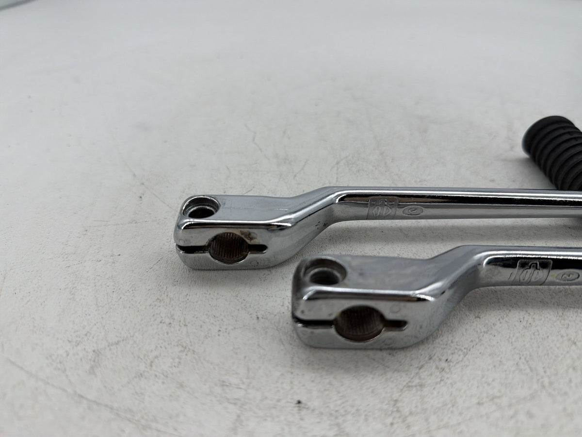 2011 Harley Road King Touring FLHR OEM Gear Shifter Lever Pedal Pedals