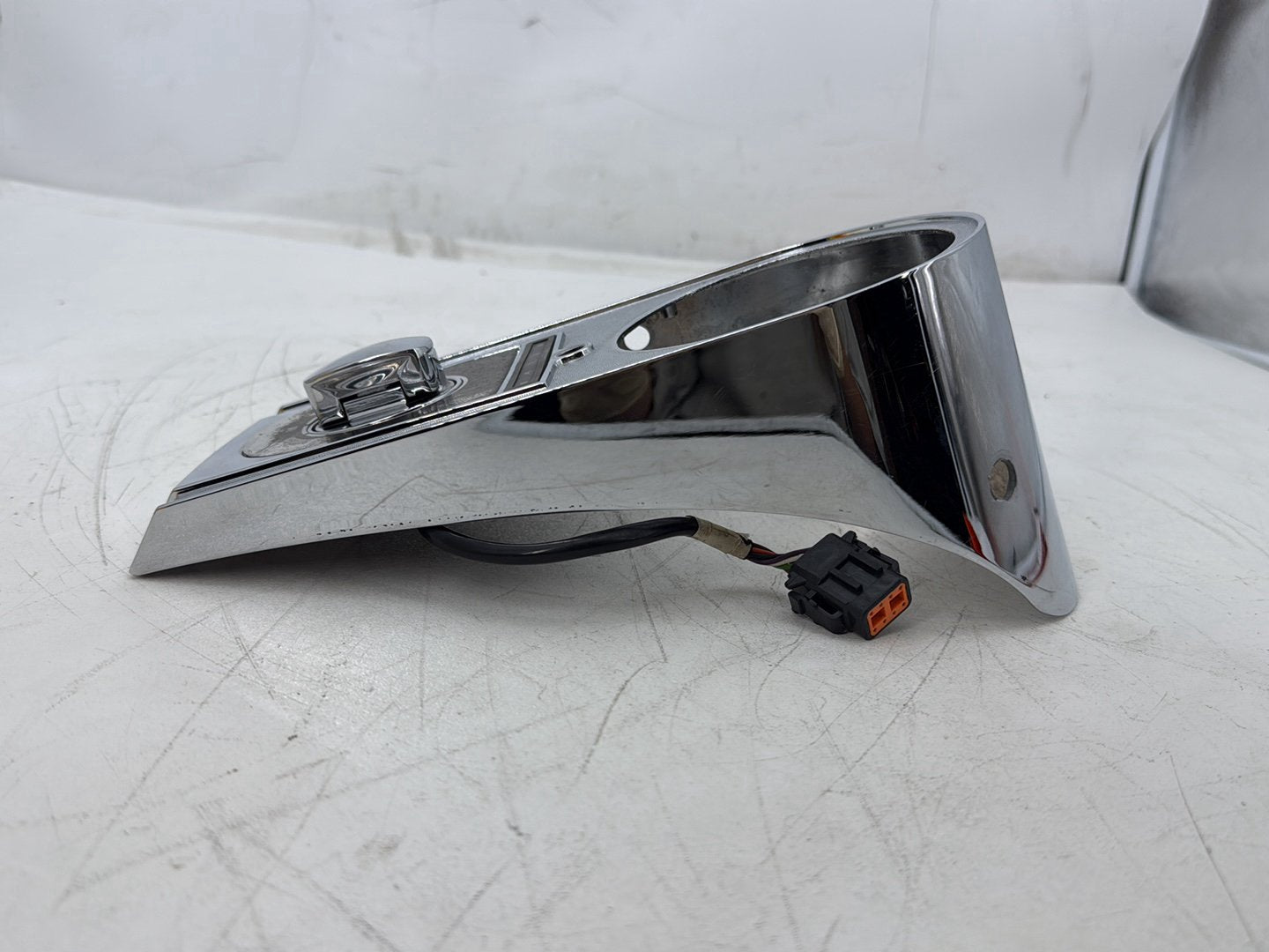 2005 Harley Heritage Softail Classic FLSTCI OEM Fuel Gas Tank Dash Console NOKey