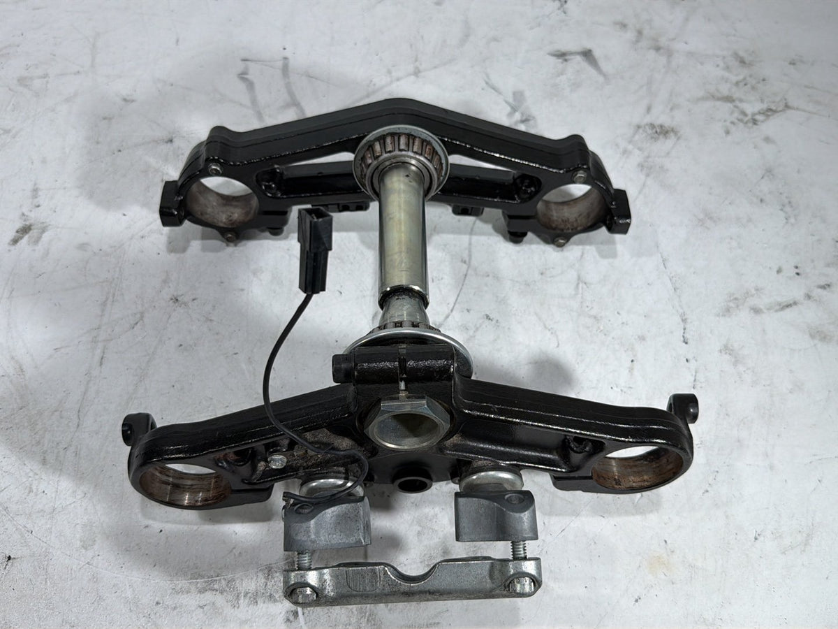 2014 Harley Electra Glide Touring Ultra OEM Front Fork Upper Lower Triple Tree