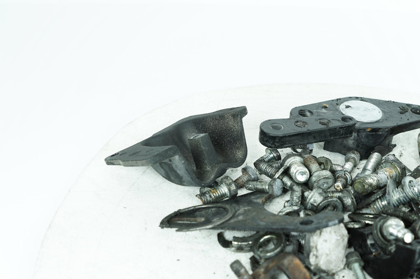 1999 - 2006 Harley-Davidson Touring Electra Glide Ultra Hardware Bolts Nuts & Brackets