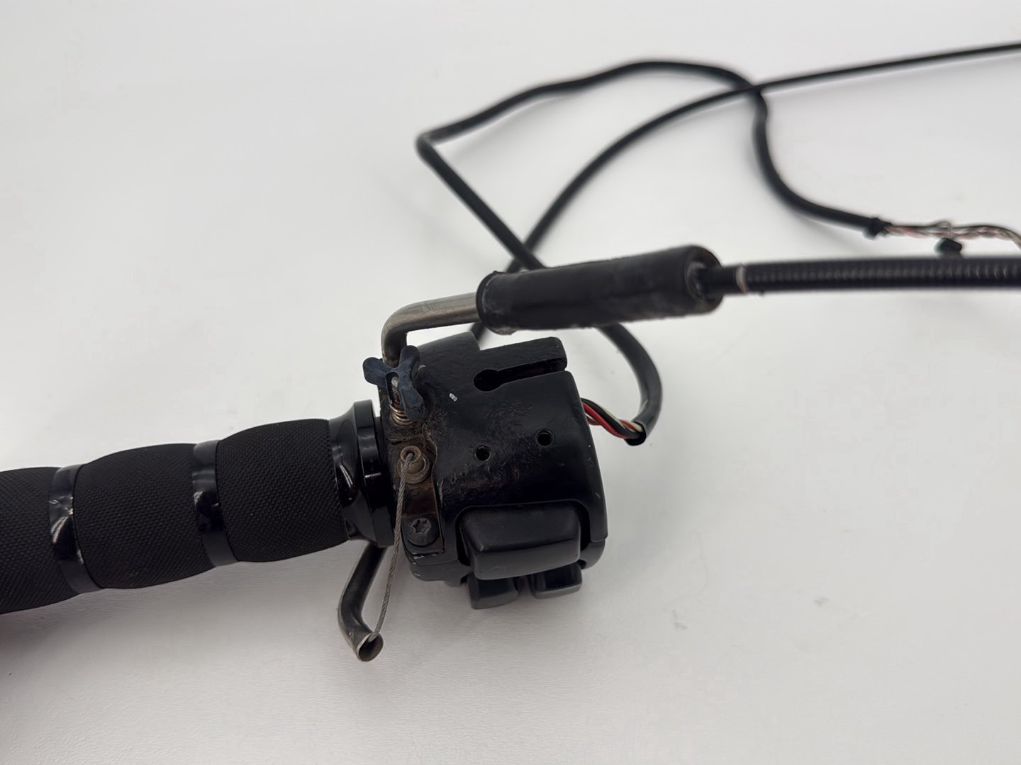 2014 Harley Sportster XL883L 883 SuperLow OEM Right Engine Start Kill Switches Controls