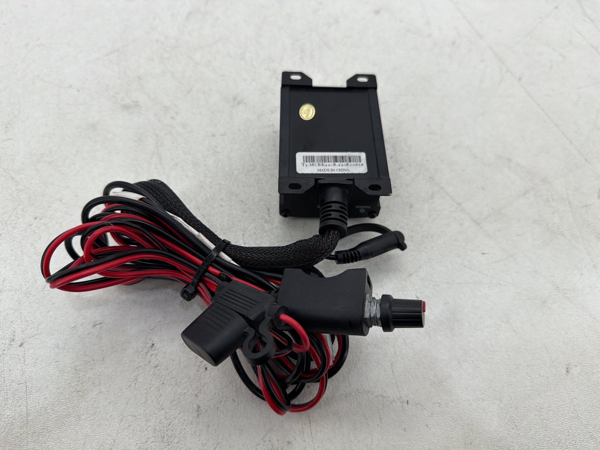 2004 Harley Road King Touring Classic OEM Radio Stereo Audio Sound Amplifier Amp