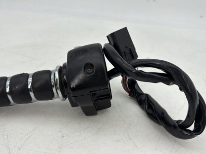 2007 - 2012 Harley-Davidson Touring Electra Glide Ultra Right Engine Start Kill Switches Controls 	71684-06