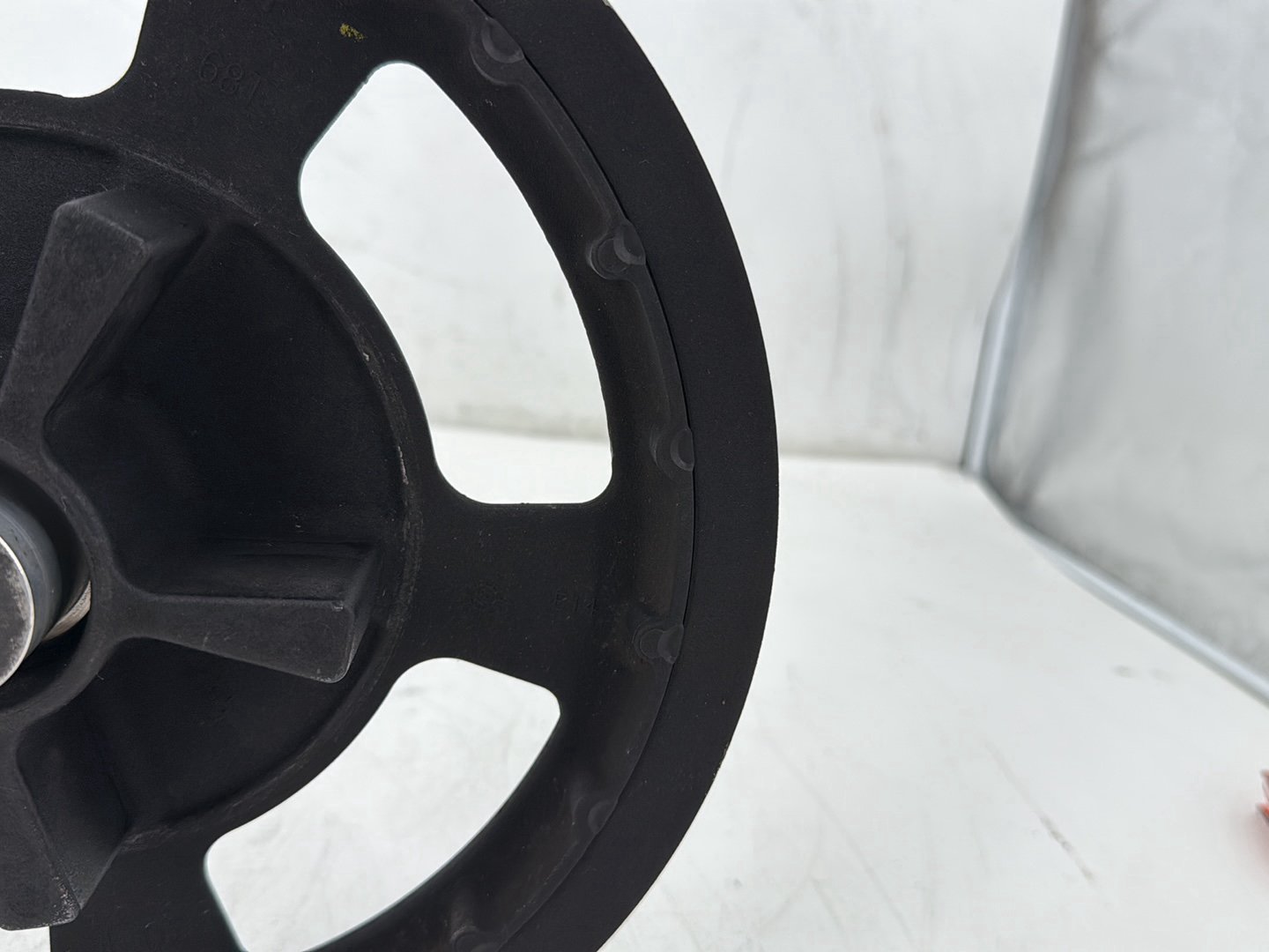 2017 Harley Road Glide Touring FLTRXS OEM Rear Driver Pulley Sprocket