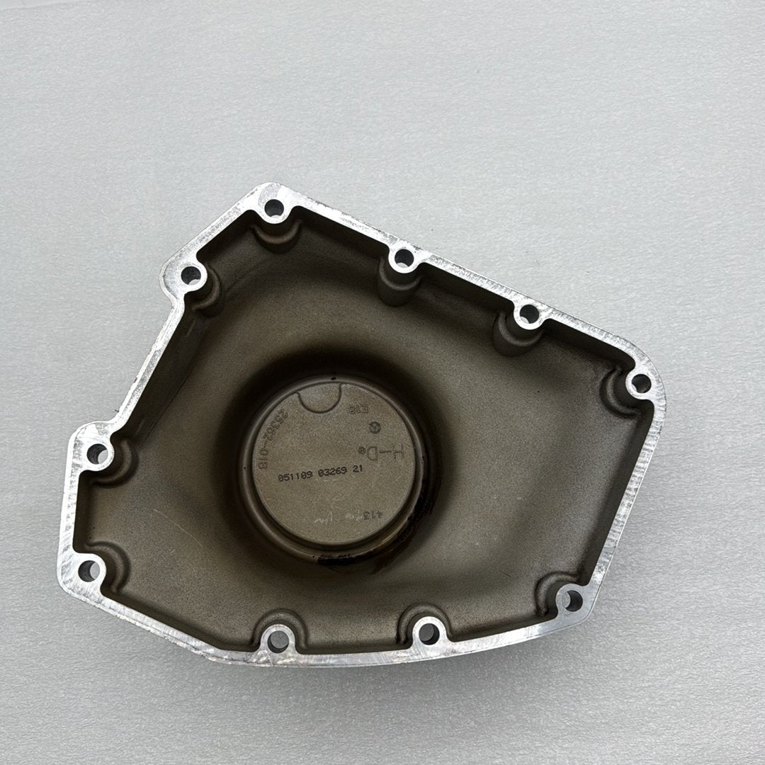 2010 Harley Dyna FXD Super Glide OEM Crankcase Shaft Engine Motor Cover