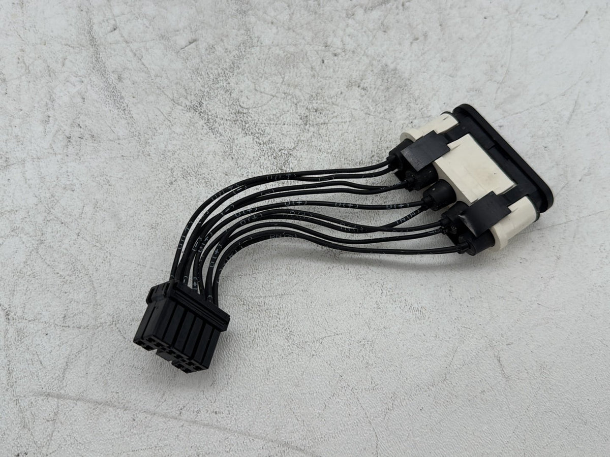06 Harley Street Glide Touring FLHXI OEM Dash Indicator Lamp Wire Plug 68789-96A