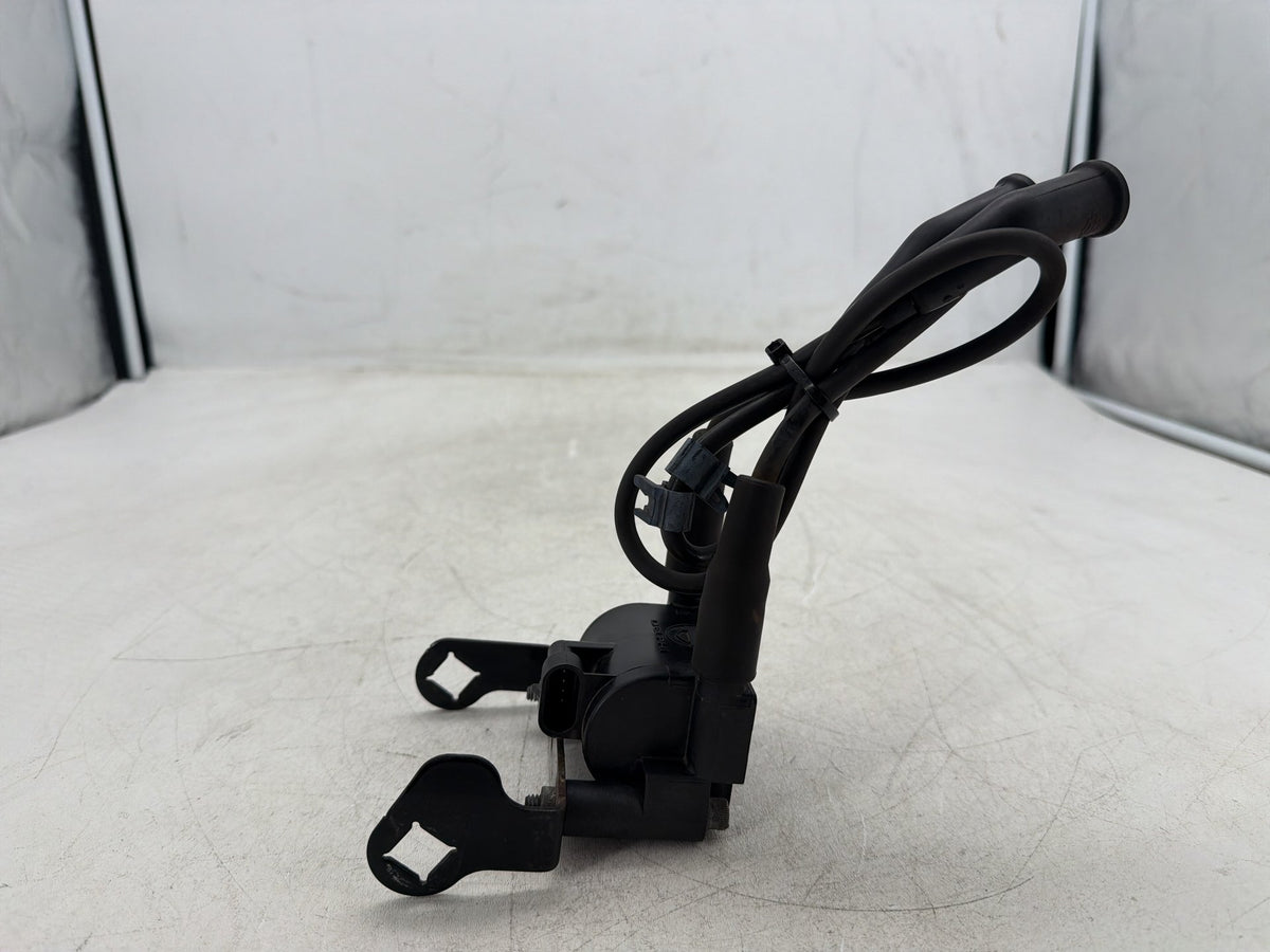 2008 Harley Electra Glide Touring Ultra OEM Ignition Coil Spark Plugs Cable