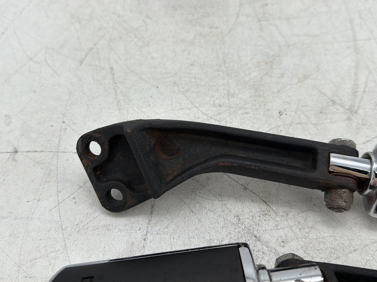 2007 Harley Dyna Street Bob FXDB OEM Passenger Left & Right Foot Pegs