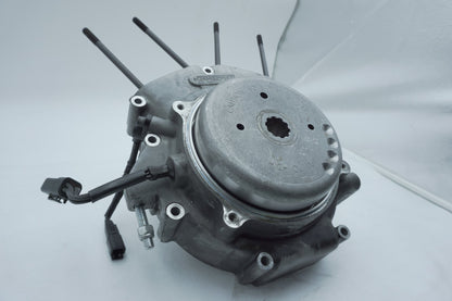 1999 - 2006 Harley-Davidson Dyna Super Glide Crankcase Shaft Engine Motor Cover 24631-03