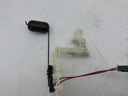 2014 Harley Street Glide Touring FLHXS OEM Fuel Pump Gas Gasoline Petrol Sending